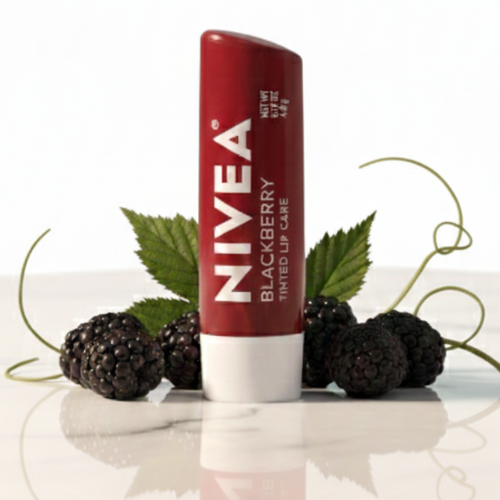 Nivea Lips Balm Strawberry Shine 4.8G - Image 2